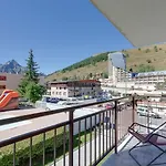 Apartment Vallee Blanche - E2 - Confort - 4 Pers *